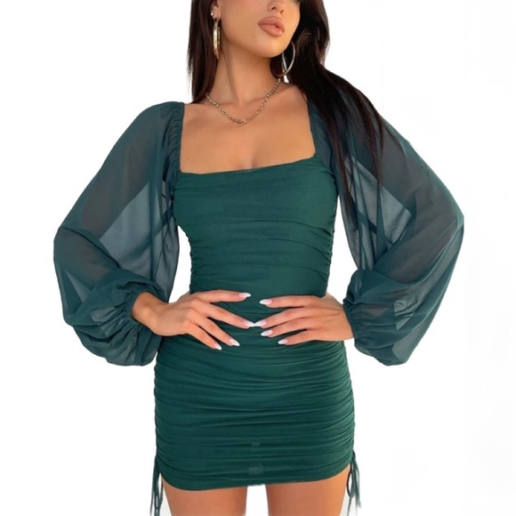 THATSSOFETCH “Lorde” Ruched Sheer Balloon Sleeve Mini Dress in Emerald Green - Picture 4 of 15